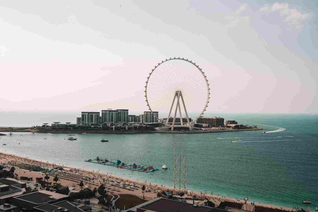 Discover Dubai Your Way with Rent a Car Dubai